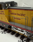 USA Trains R22154 Union Pacific Switcher 44 Tonner Diesel Dual Engine G Scale