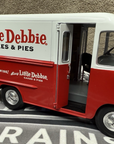 Rare Replicas 1950 Ford Step Little Debbie Cakes & Pies Complete 1:24 G Scale LN