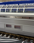 USA Trains G Scale R31006 SANTA FE SUPER CHIEF VISTA DOME Passenger Car MINT LN