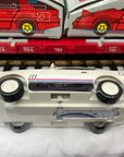 USA TRAINS 701 PENNSYLVANIA FLAT CAR W/ TWO CARS NEW In BOX. MINT.