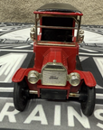 Coca-Cola 1917 Ford Model T Cargo Van in 1:24 scale Motor City Classics in Box