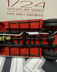 1941 GMC FIRE TRUCK ENGINE RED WITH ACCESSORIES 1:24 BY ROAD SIGNATURE 20068