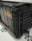 LGB G 47910 SOUTHERN PACIFIC BOXCAR G Scale LN Body No Trucks Kadee