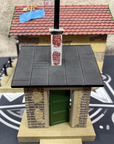 POLA LGB 915 CROSSING KEEPERS HOUSE Train Station G Scale Assembled LN