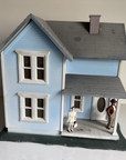 Aristo-Craft Two Story Farm House Building G Scale