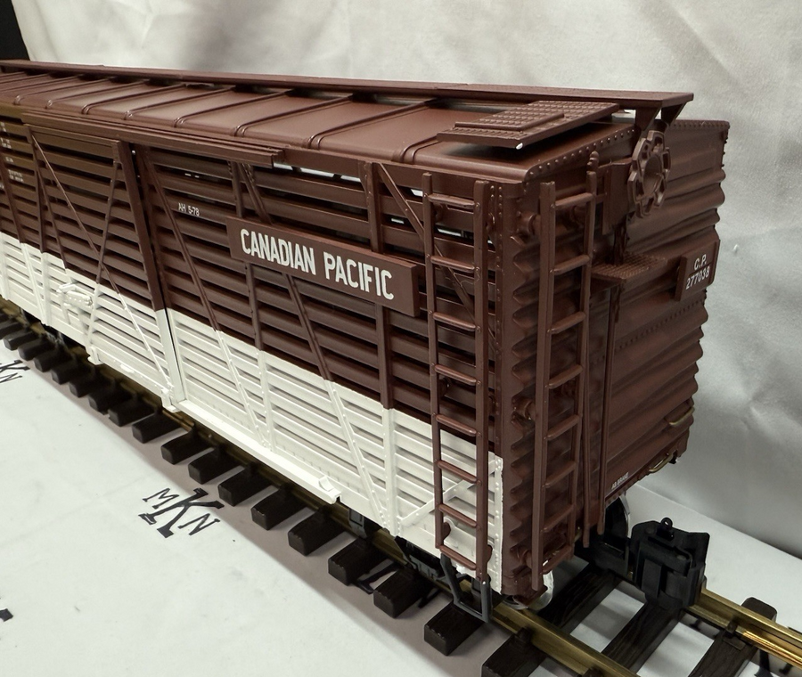 Aristo Craft 46090A Canadian Pacific CP Cattle Stock Car w/Cattle Metal Wheels G