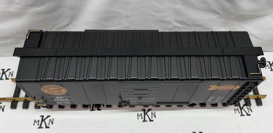 LGB 47910 Southern Pacific Box Car G Scale metal wheels Kadee Couplers