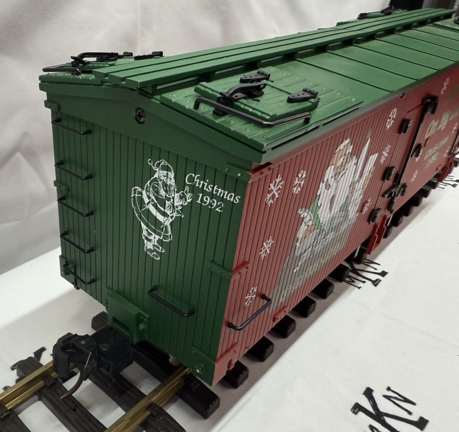 USA Trains R-13011 Christmas "Are You On My List" 1993 Reefer Metal Wheels G