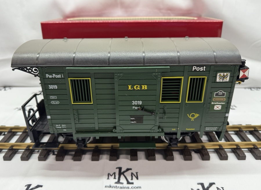 LGB 3019 G Scale Mail Post Car with Lights (Metal Wheels) EX/Box