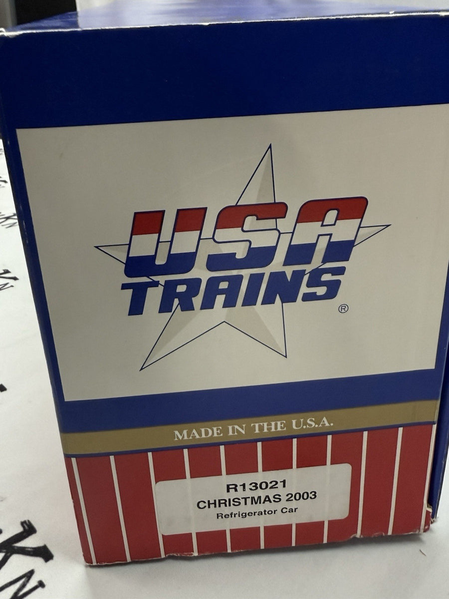 USA Trains R13021 Christmas 2003 Refrigerator Car G Scale
