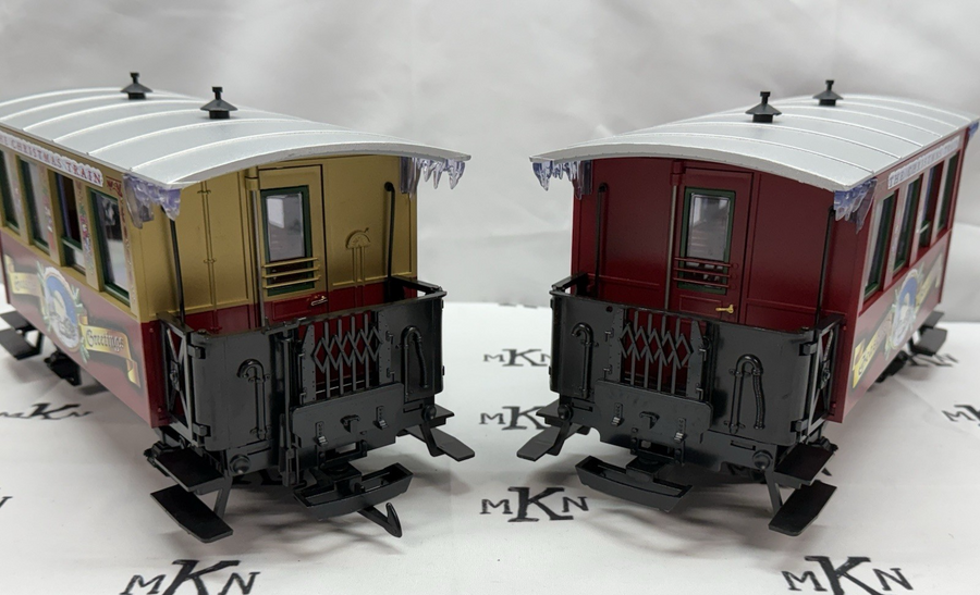 LGB 72534 Christmas Train "Seasons Greetings" Starter Set 2000 G Scale