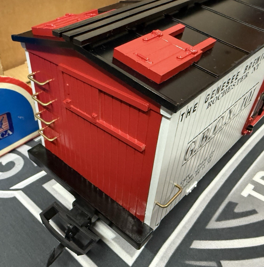 KALAMAZOO Trains 1871-8 G Scale Genesee Beer REEFER - G gauge LN/Box
