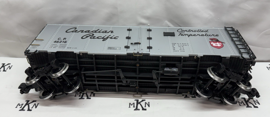Aristo Craft Art 46216 Canadian Pacific Reefer Metal Wheels LN/Box