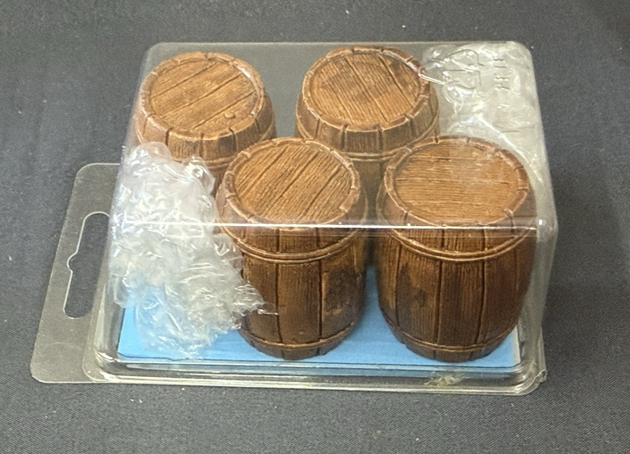 Just Plain Folk G Scale Train Figure 4 Wooden Barrels New 816