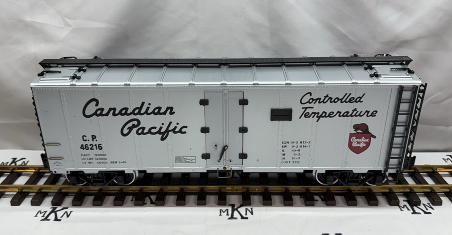 Aristo Craft Art 46216 Canadian Pacific Reefer Metal Wheels LN/Box