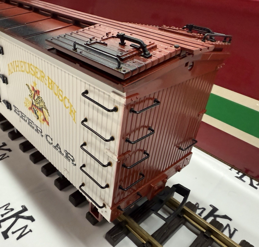 LGB 4070 Budweiser Woodside Reefer Car G Scale EX/Box