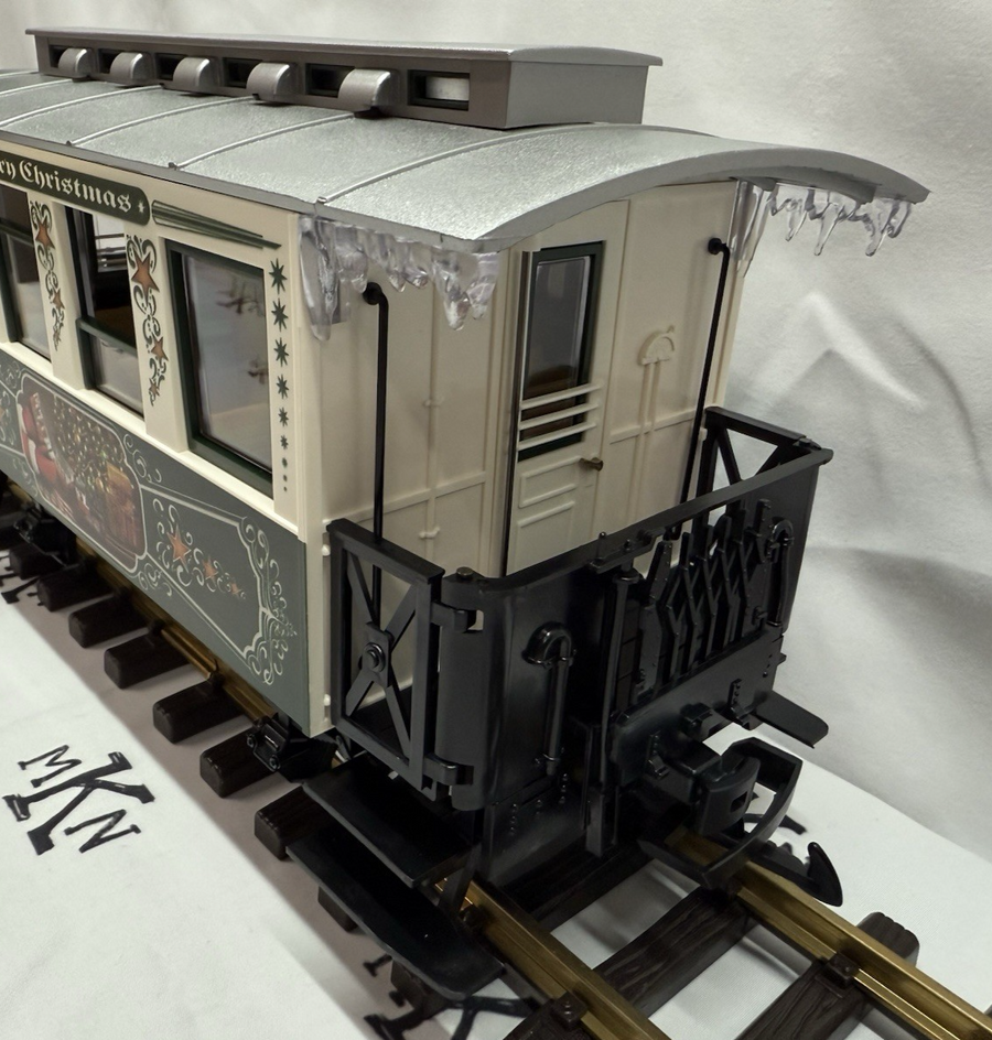 LGB 36923 Merry Christmas 2023 Passenger Car Coach G Scale Brand New