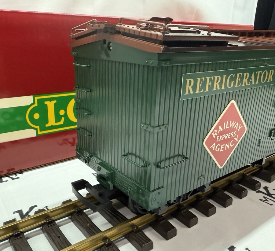 LGB 4071 G Scale Model Train Railway Express Agency Reefer Car LN/Box