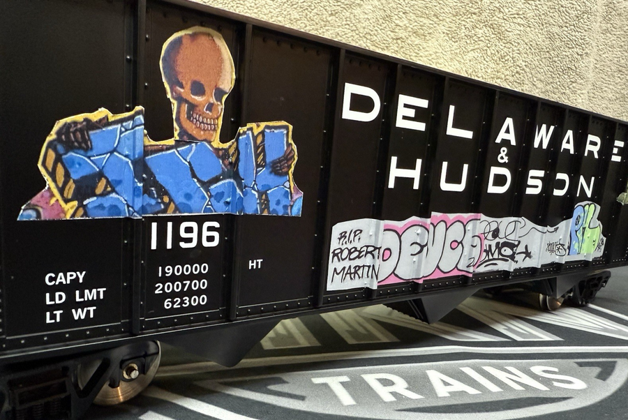 Aristo craft ART 41425 Delaware & Hudson 100 Ton Hopper Graffiti G Scale LN/BOX