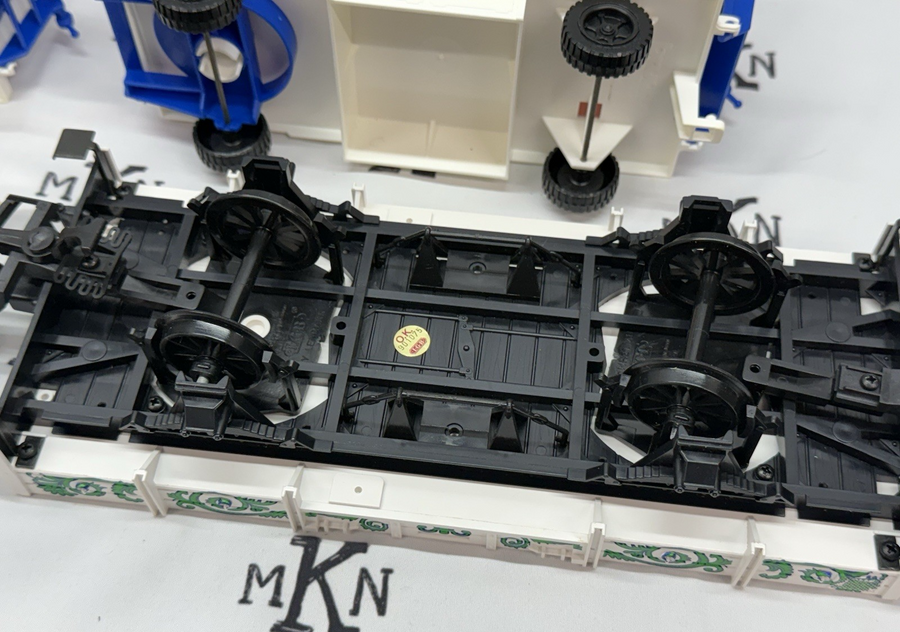 LGB 73910 Circus Starter Train Set G Scale Train Only with Circus Animals