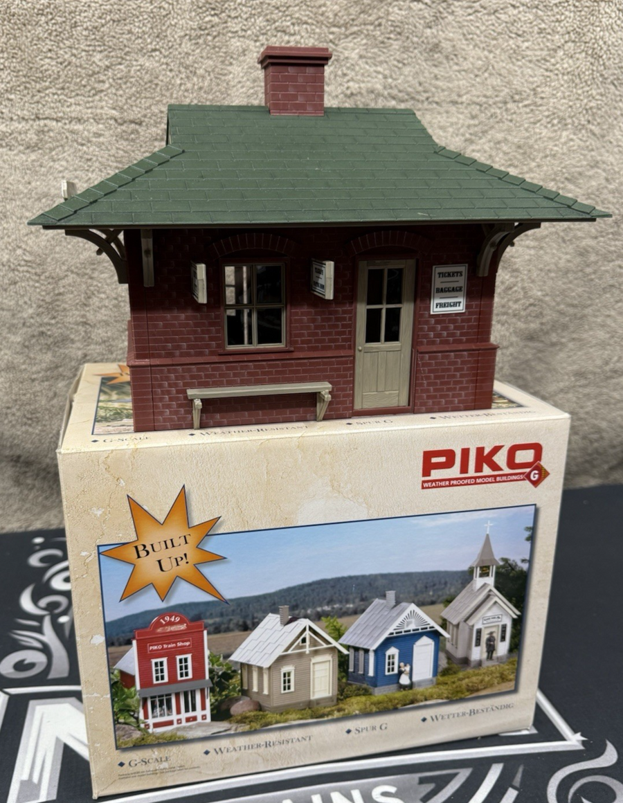 PIKO 62709 G Scale River City Station Building Built-Up New in Original Box