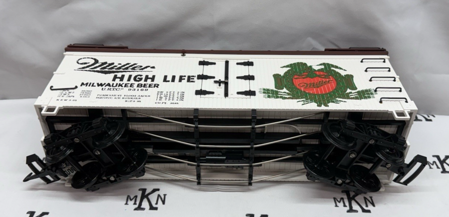 LGB 4072 MILLER HIGH LIFE REFRIGERATOR Reefer Car G Scale LN/BOX