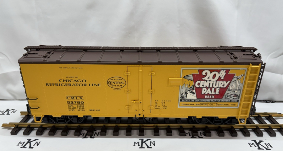 Aristo-Craft ART-46222 NYC 20th Century Pale Beer Steel Reefer Car G Scale