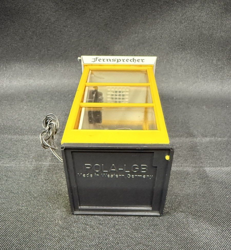 Pola LGB 952 G Scale Lighted Telephone Booth Excellent Tested