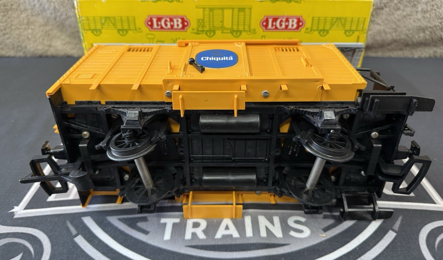 LGB 4033 G Scale Chiquita Boxcar Box Old Stock Ex Early Years yellow