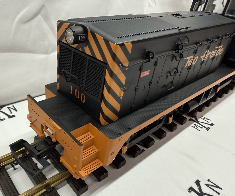 USA Trains R22001 (100) RIO Grande NW-2 LOCO EMD NW-2 G Scale New