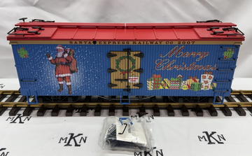 USA Trains R13025 Christmas “Merry Christmas” Refrigerator Reefer Car G Scale