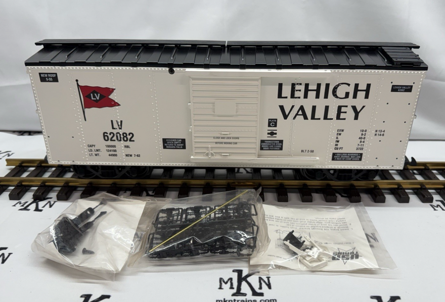 USA Trains R19060D Lehigh Valley Simulated Steel Box Car #62082 G Scale