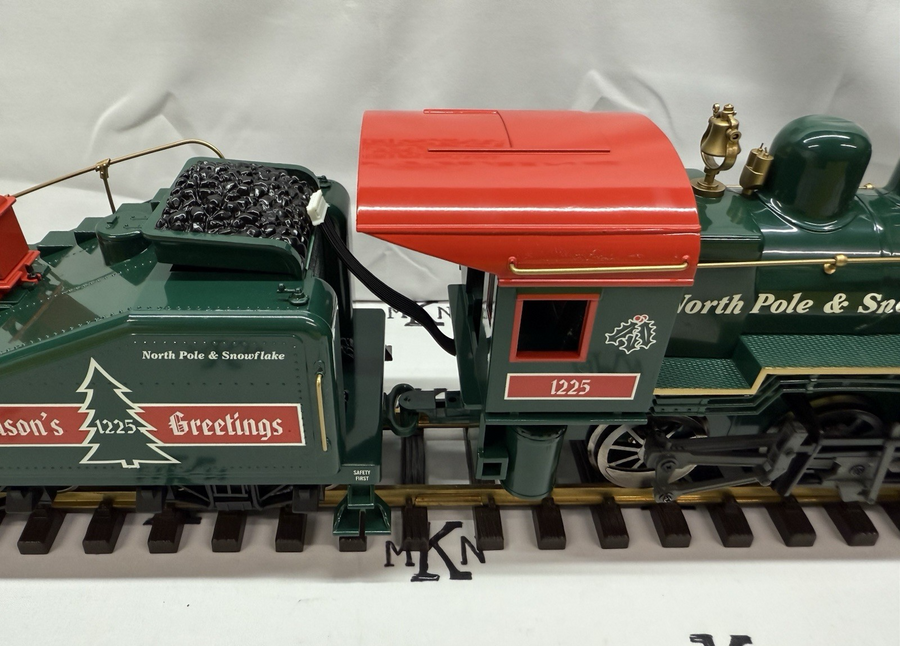 Aristo Craft Art 21235C North Pole Steam Locomotive and Tender Christmas G Scale