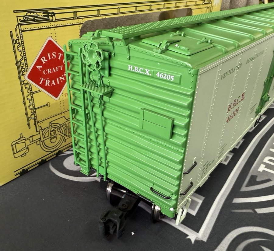Aristo Craft ART 46205 Heineken Beer Reefer green metal wheels NEW/BOX G Scale