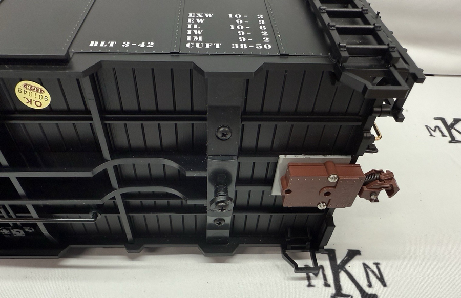 LGB G 47910 SOUTHERN PACIFIC BOXCAR G Scale LN Body No Trucks Kadee