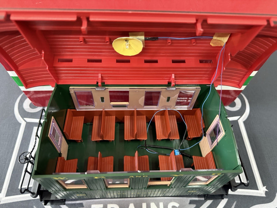 LGB G 36060 Passenger Car "Lake Bennett W.P. and Y.R. 240" USA LN/Box Lighted.