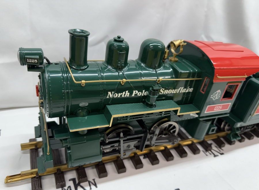 Aristo Craft Art 21235C North Pole Steam Locomotive and Tender Christmas G Scale