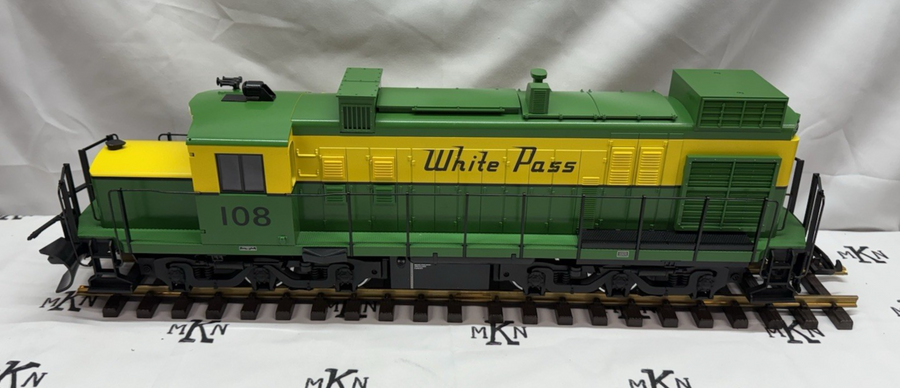 LGB 25552 White Pass green and yellow ALCO #108 DC/DCC locomotive G Scale