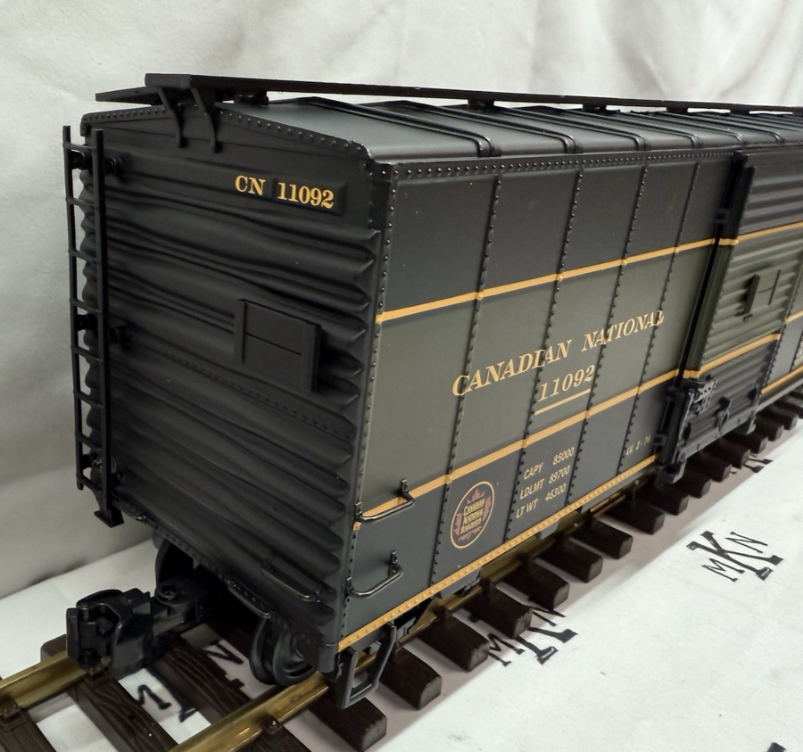 Aristo Craft Art 46079 CANADIAN NATIONAL Baggage Box Car #11073 G Scale New