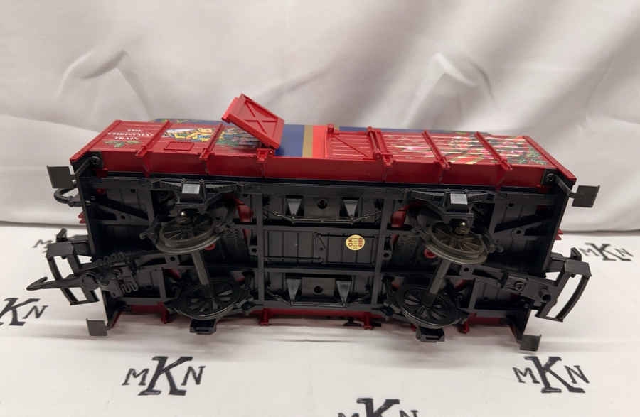 LGB 4021CT Christmas Train Low Side Wood Gondola Wagon with Gift Box G Scale