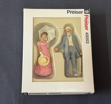 Preiser 45053 G Scale Couple with Parasol Figures (Set of 2) New