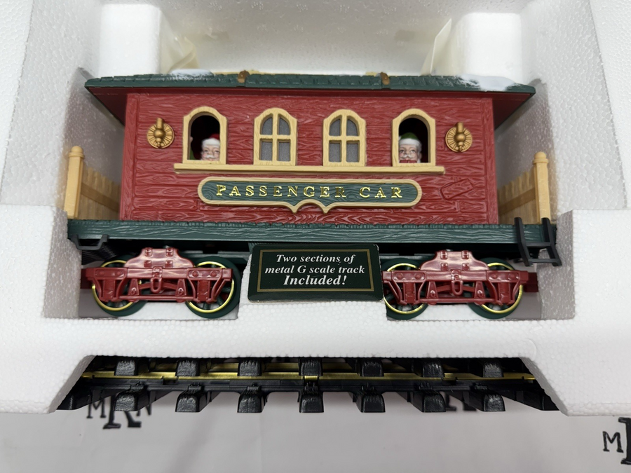 New Bright 384-5 Holiday Express Animated Passenger Car New G Christmas Santa