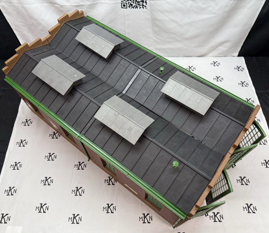 Pola LGB G Scale 911 Double Locomotive Engine Shed LN Complete