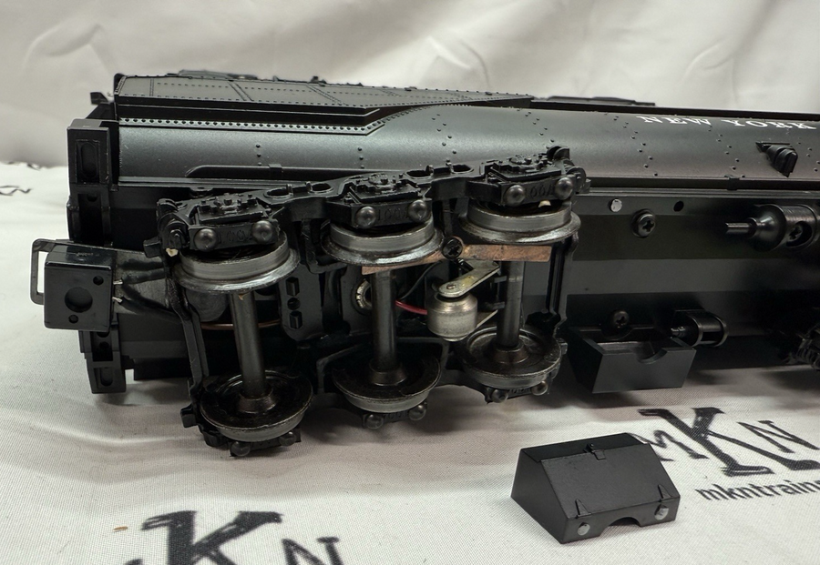 Lionel 6-18056 O NYC 763E J1e 4-6-4 Hudson Steam Locomotive & Oil Tender #5344