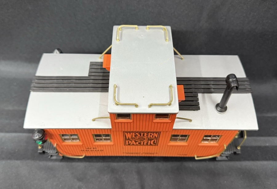 Aristo Craft 42202 Western Pacific Bobber Caboose G Scale 1:29