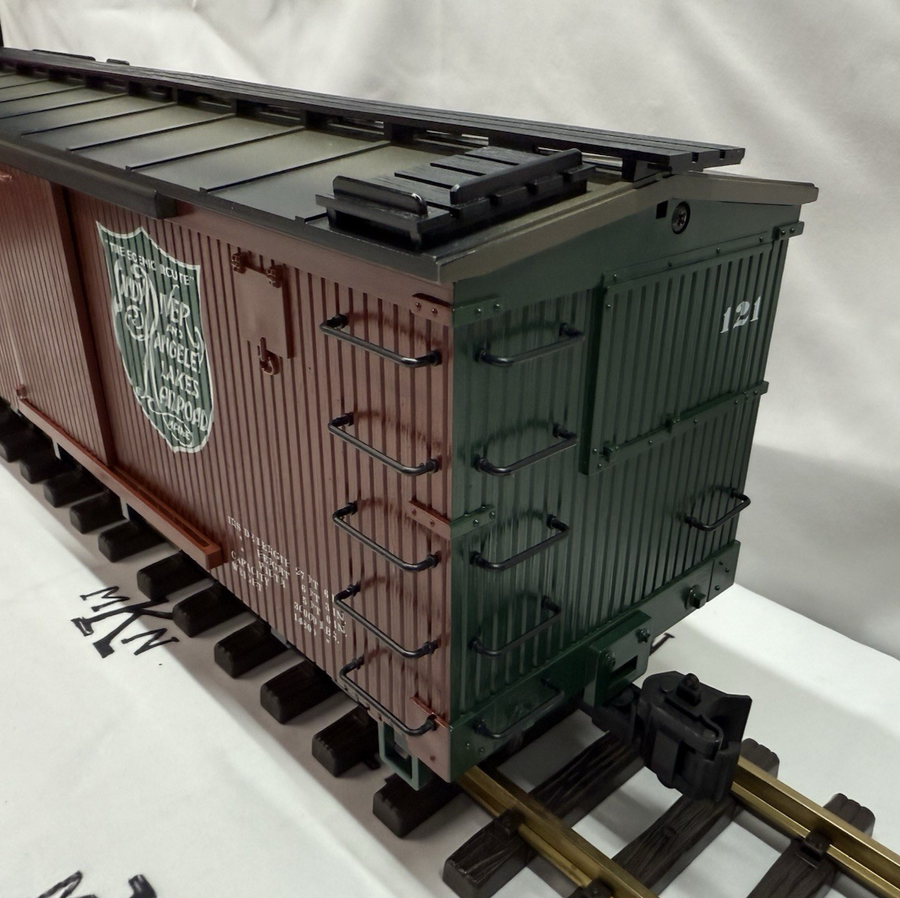 LGB 48670 Sandy River & Rangeley Lakes Boxcar metal wheels knuckles #121 G Scale
