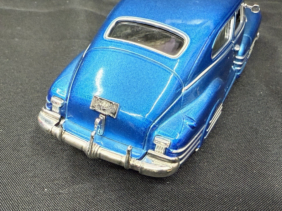 1948 Chevy Aerosedan Fleetline 1/24 Scale Diecast Model by MotorMax - Blue