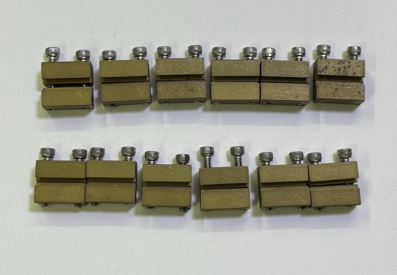 Hillman's 332-01 x12 Brass Metal Rail Clamps G Scale 12 Total per orde ...