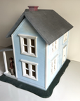 Aristo-Craft Two Story Farm House Building G Scale