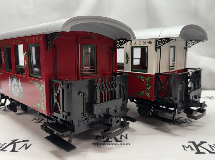 LGB 21540 G Scale Christmas Santa Train Passenger Set Train Only No Track/Trans